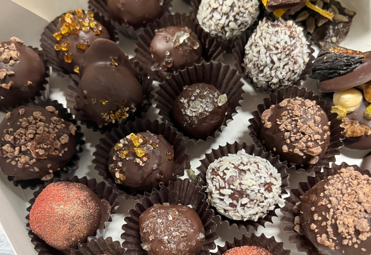 Newburyport Chocolate Tour Celebrates 20 Years of Sweet Giving